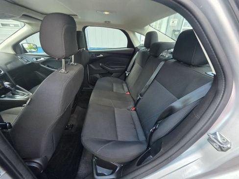 Used 2018 Ford Focus SEL FWD image 21