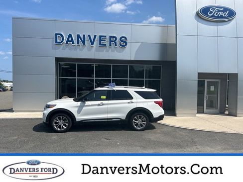 Certified 2022 Ford Explorer Limited w/ Equipment Group 301A image 1
