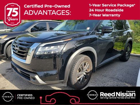 Certified 2024 Nissan Pathfinder SV FWD image 1