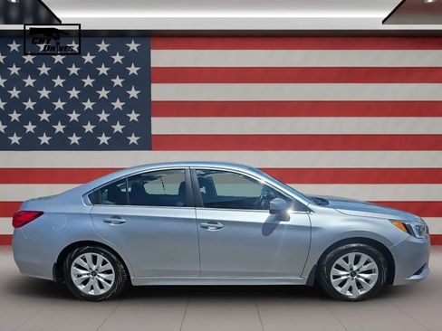 Used 2017 Subaru Legacy 2.5i Premium AWD/4WD image 4