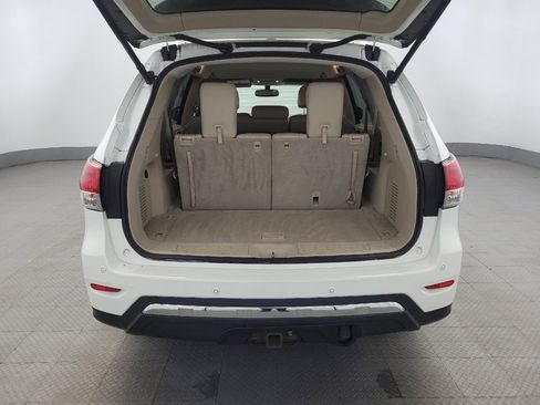 Used 2014 Nissan Pathfinder SL w/ SL Tech Package image 29