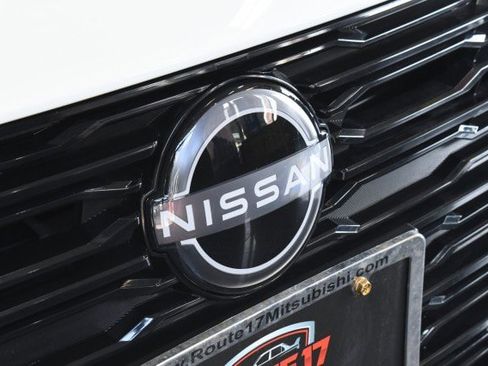 Used 2025 Nissan Altima 2.5 SV FWD image 6