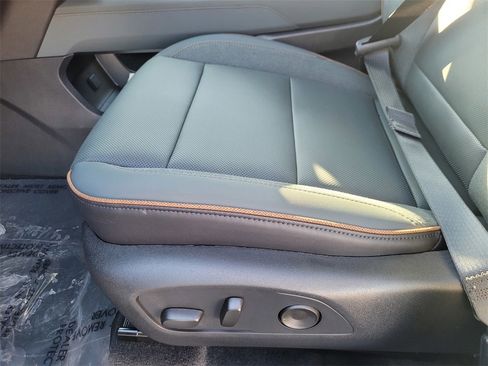 New 2026 GMC Acadia AT4 image 14