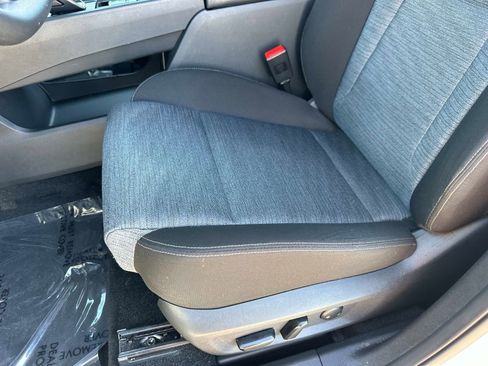 Used 2023 Nissan Rogue SV image 21