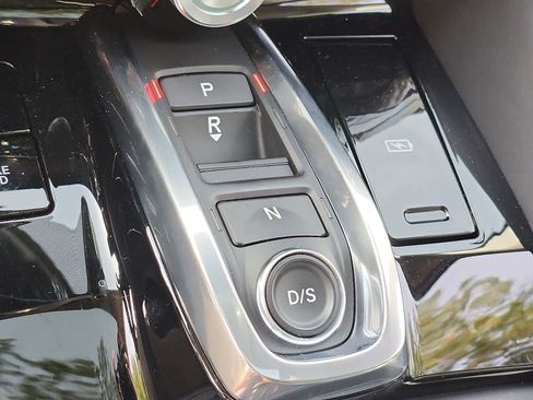 Certified 2025 Acura MDX SH-AWD w/ Technology Package image 13