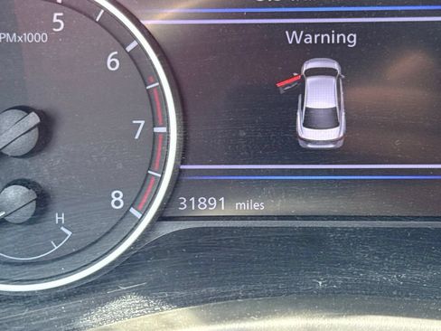 Used 2025 Nissan Sentra SV FWD image 23