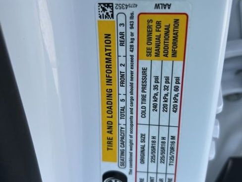 Used 2024 Chevrolet Trax ACTIV w/ Driver Confidence Package image 42