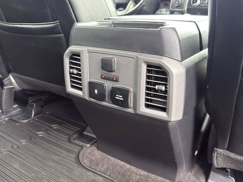 Used 2019 Ford F150 Raptor w/ Equipment Group 802A Luxury image 28