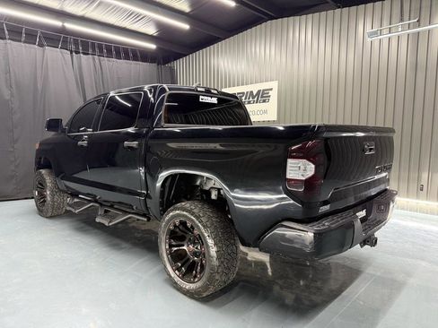 Used 2021 Toyota Tundra SR5 w/ SR5 Leather Package AWD/4WD image 4