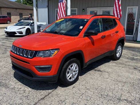 Used 2020 Jeep Compass Sport w/ Cold Weather Group AWD/4WD image 4