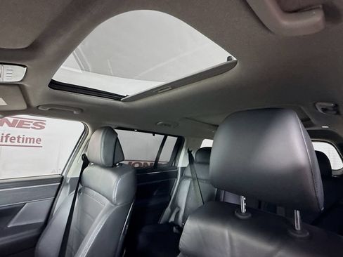 Certified 2025 Hyundai Santa Fe Limited FWD image 12