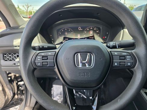 Certified 2023 Honda Accord EX image 25