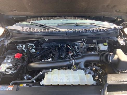 Certified 2023 Ford Expedition XLT image 23