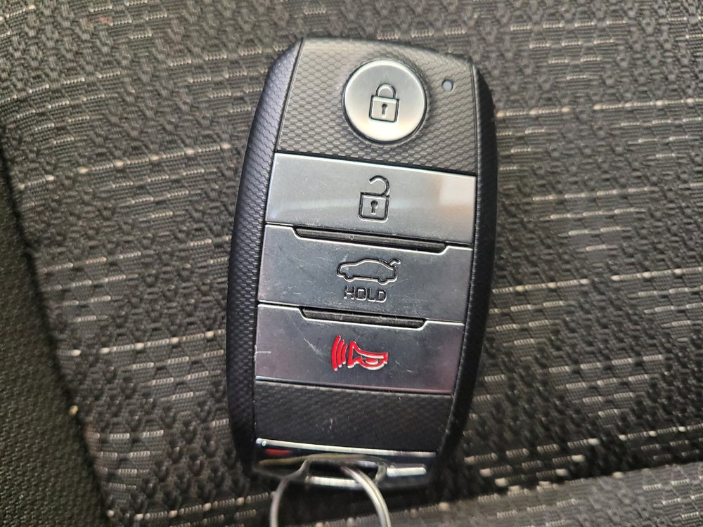 Used 2023 Kia Rio S w/ Technology Package FWD image 32