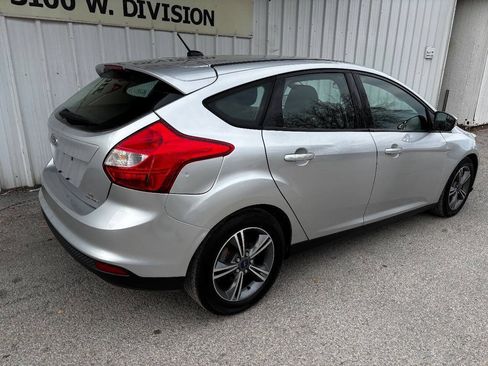 Used 2014 Ford Focus SE w/ SE Sport Package FWD image 8