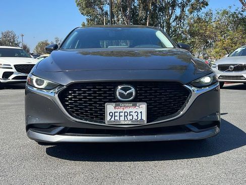 Used 2019 MAZDA MAZDA3 Sedan w/ Premium Package image 4