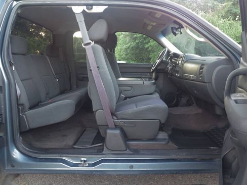Used 2009 GMC Sierra 1500 SLE w/ Power Pack Plus AWD/4WD image 11