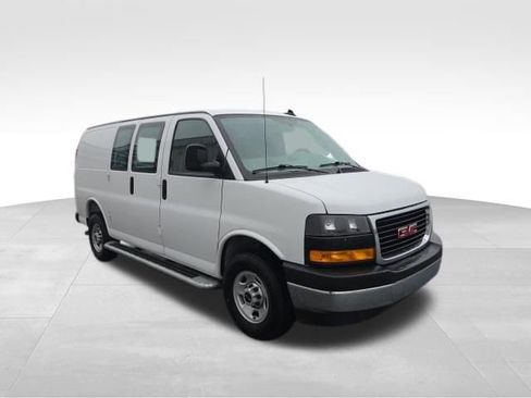 Used 2025 GMC Savana 2500 w/ Driver Convenience Package RWD image 7