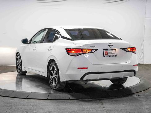 Used 2020 Nissan Sentra SV FWD image 2