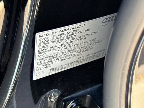 Used 2022 Audi SQ8 Prestige w/ Prestige Package image 18