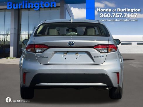 Used 2020 Toyota Corolla LE FWD image 5