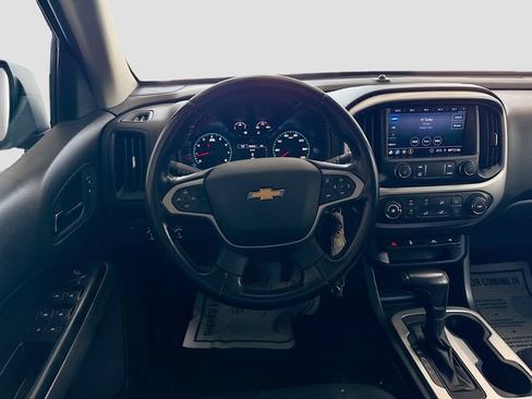Used 2021 Chevrolet Colorado LT w/ LT Convenience Package AWD/4WD image 21