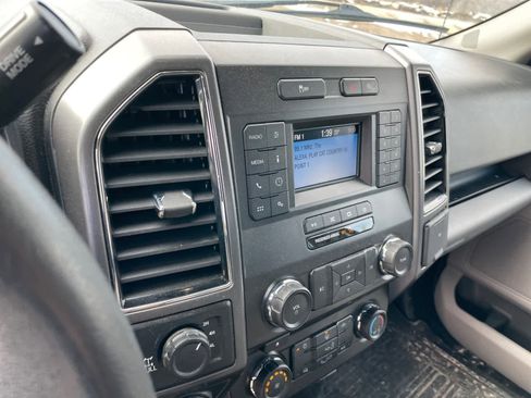 Used 2018 Ford F150 XLT w/ Trailer Tow Package image 15