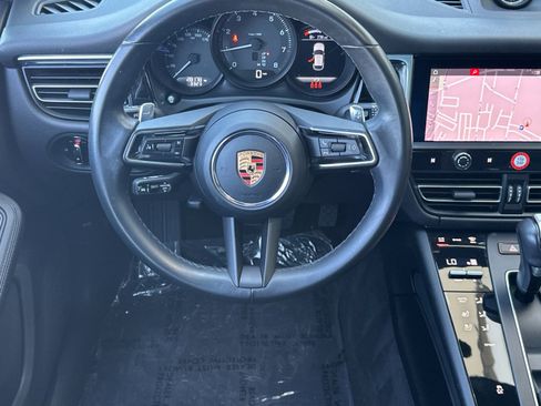 Used 2023 Porsche Macan AWD/4WD image 14
