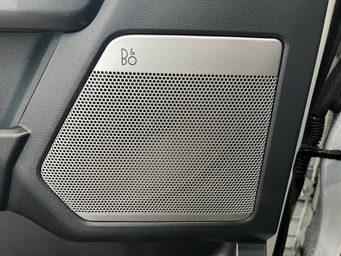 Used 2023 Ford F150 Lariat w/ Equipment Group 502A High image 16