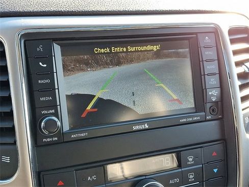 Used 2013 Jeep Grand Cherokee Laredo image 18