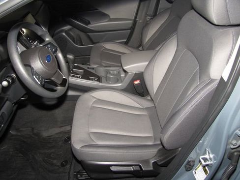 Used 2025 Subaru Crosstrek 2.0i Premium AWD/4WD image 8