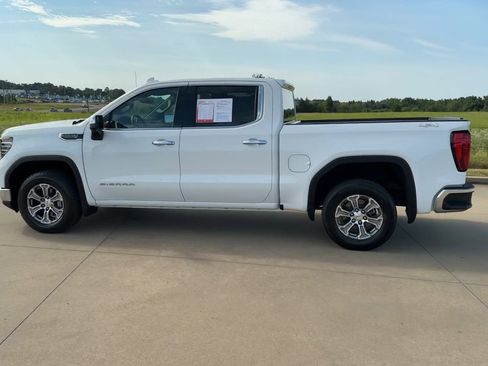 Used 2024 GMC Sierra 1500 SLT image 5