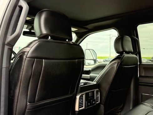 Used 2020 Ford F450 Platinum w/ FX4 Off-Road Package image 21