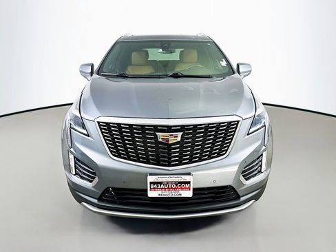 Used 2022 Cadillac XT5 Premium Luxury image 2