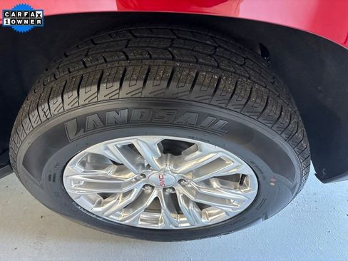 Used 2024 GMC Yukon SLT image 9