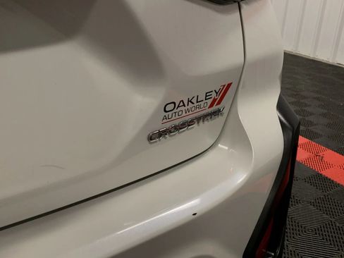 Used 2024 Subaru Crosstrek 2.0i Premium image 16