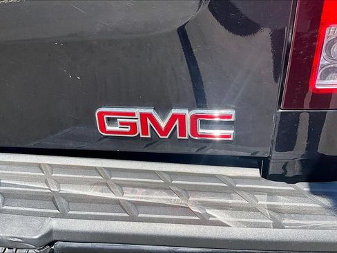 Used 2013 GMC Sierra 1500 Denali AWD/4WD image 30