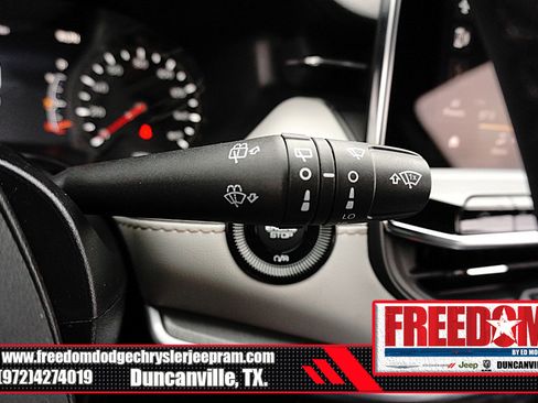 New 2026 Jeep Compass Limited image 32