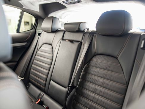 New 2025 Alfa Romeo Stelvio Sprint image 34