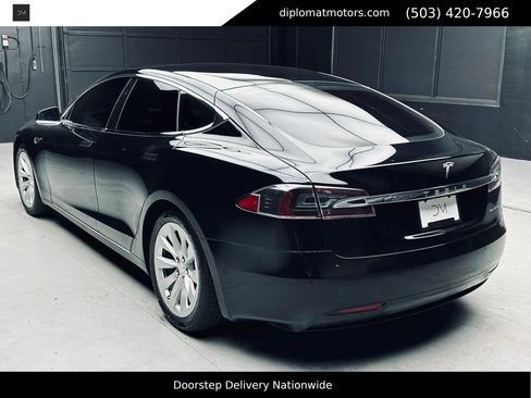 Used 2019 Tesla Model S 100D AWD/4WD image 5