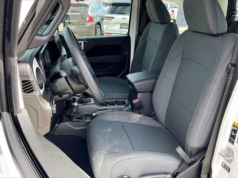 New 2026 Jeep Gladiator Sport image 9