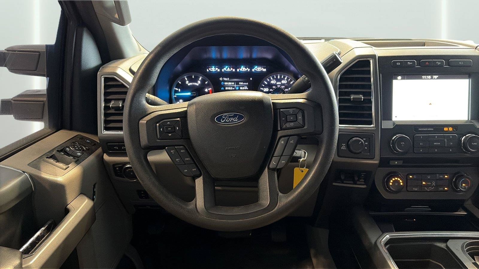 Used 2017 Ford F250 XLT w/ XLT Premium Package AWD/4WD image 12
