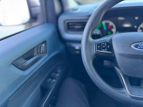 Used 2022 Ford Maverick XL image 7