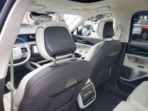 New 2026 Lincoln Nautilus Black Label w/ Jet Appearance Package image 29