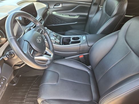 Used 2022 Hyundai Santa Fe SEL w/ Convenience + Premium Package AWD/4WD image 9