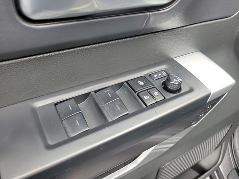 Certified 2024 Toyota Sequoia Platinum AWD/4WD image 24