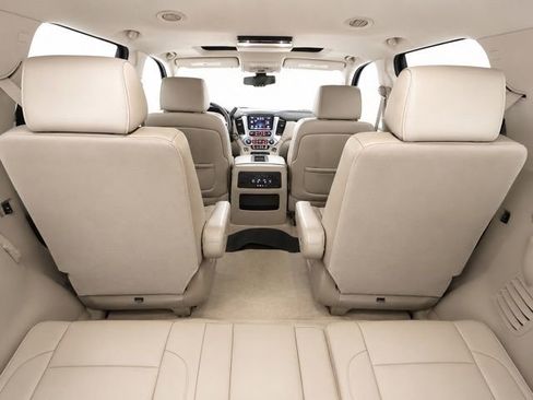 Used 2015 GMC Yukon SLT w/ Open Road Package AWD/4WD image 10
