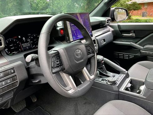 Used 2024 Toyota Tacoma TRD Off-Road AWD/4WD image 14