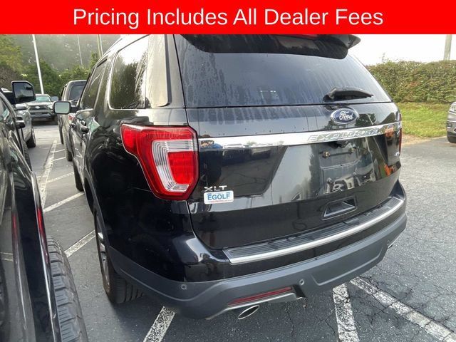 Used 2018 Ford Explorer XLT w/ Equipment Group 202A AWD/4WD image 4