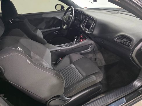 Used 2018 Dodge Challenger R/T Scat Pack image 25